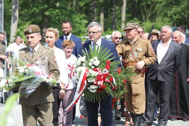 Poświęcenie pomnika pomordowanych żołnierzy "Bartka" w Starym Grodkowie