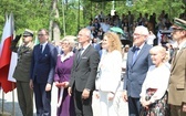 Poświęcenie pomnika pomordowanych żołnierzy "Bartka" w Starym Grodkowie