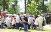 Poświęcenie pomnika pomordowanych żołnierzy "Bartka" w Starym Grodkowie