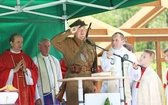 Poświęcenie pomnika pomordowanych żołnierzy "Bartka" w Starym Grodkowie