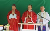 Poświęcenie pomnika pomordowanych żołnierzy "Bartka" w Starym Grodkowie