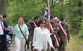 Poświęcenie pomnika pomordowanych żołnierzy "Bartka" w Starym Grodkowie