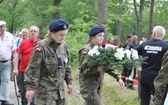 Poświęcenie pomnika pomordowanych żołnierzy "Bartka" w Starym Grodkowie