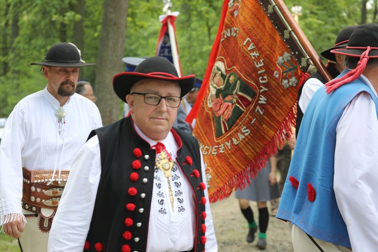 Poświęcenie pomnika pomordowanych żołnierzy "Bartka" w Starym Grodkowie