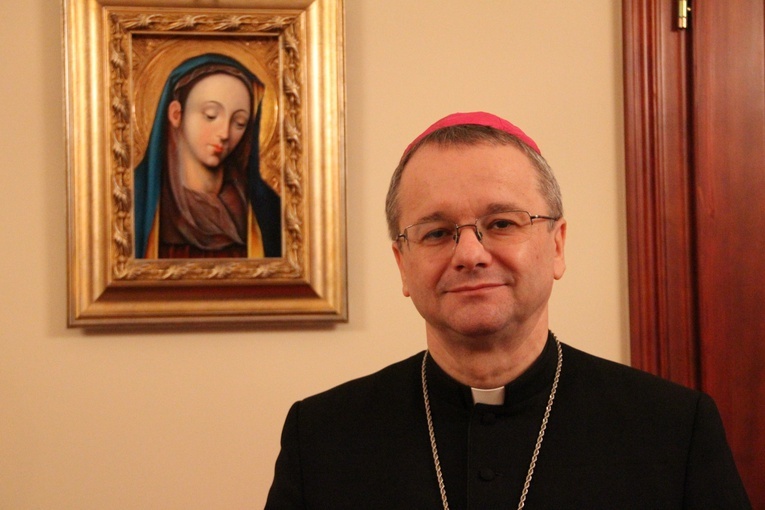 Bp Tadeusz Lityński zaprasza do Rokitna