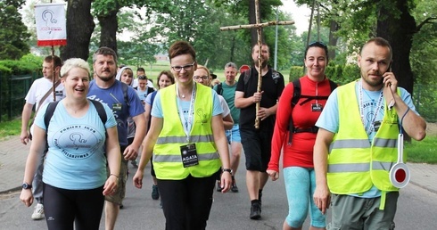 Ekstremalni pielgrzymi jasnogórscy wyruszyli z jawiszowickiej parafii Matki Bożej Bolesnej.