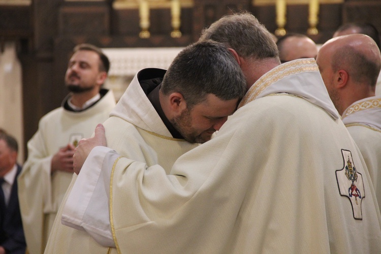 Panewniki. Święcenia u franciszkanów i cystersów