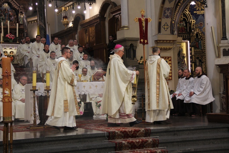 Panewniki. Święcenia u franciszkanów i cystersów