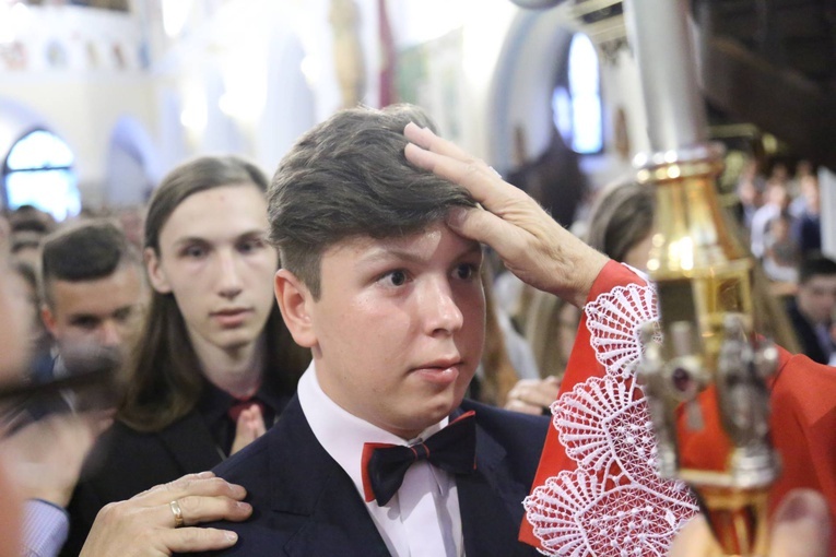 Bierzmowanie w Ciężkowicach