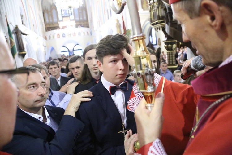 Bierzmowanie w Ciężkowicach