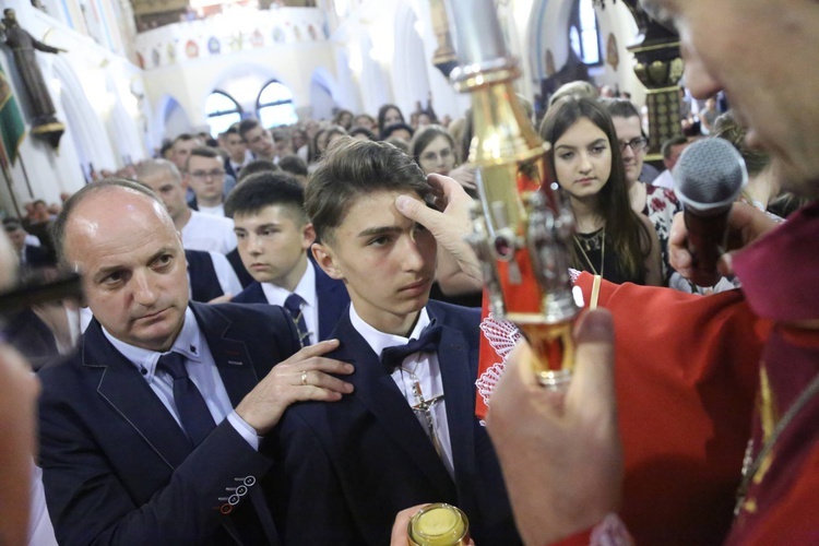 Bierzmowanie w Ciężkowicach