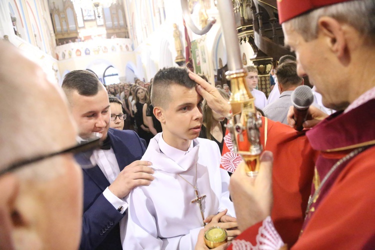 Bierzmowanie w Ciężkowicach