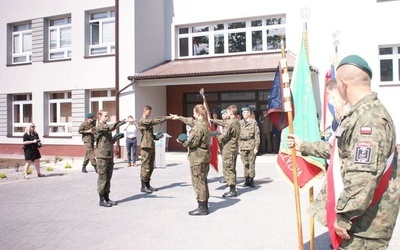 Nisko, RCEZ. Ślubowanie klas mundurowych.