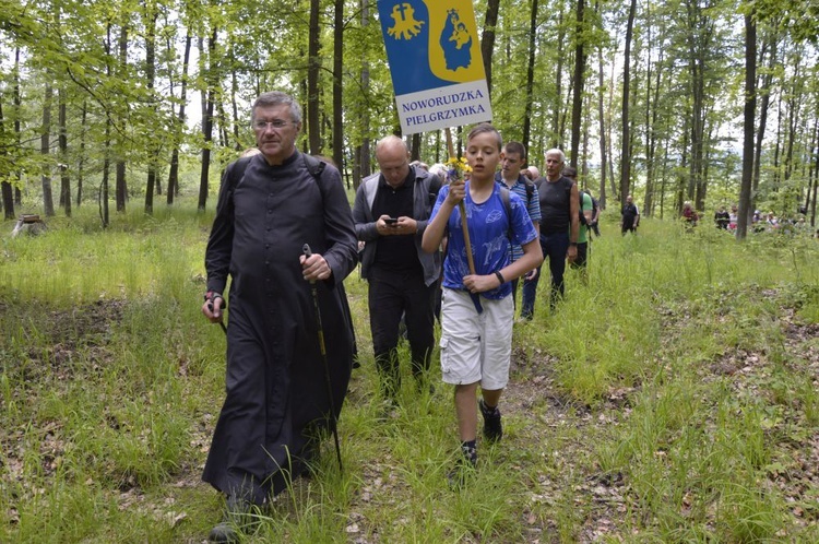 Pielgrzymka Noworudzian do Barda Śląskiego - cz. 02