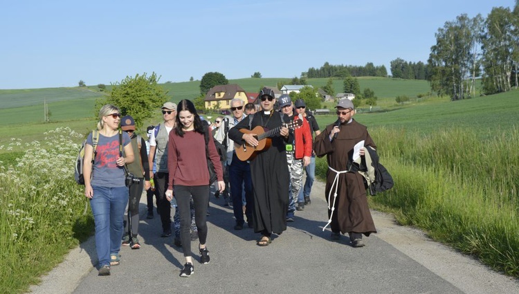 Pielgrzymka Noworudzian do Barda Śląskiego - cz. 02