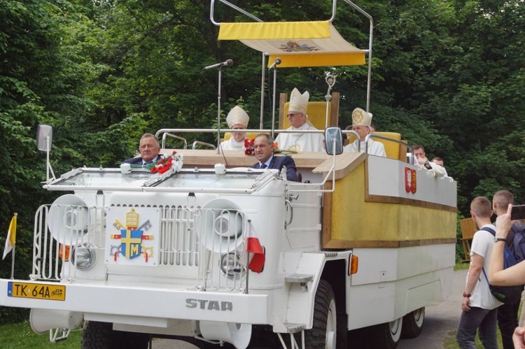 Diecezja świdnicka na Ogólnopolskiej Pielgrzymce Służby Liturgicznej 