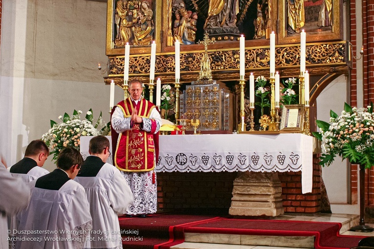 Wigilia Zesłania Ducha Świętego w duszpasterstwie tradycyjnym
