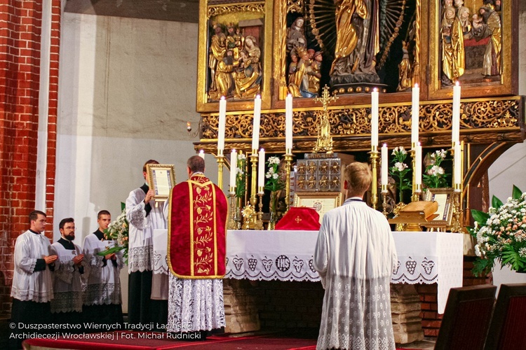 Wigilia Zesłania Ducha Świętego w duszpasterstwie tradycyjnym