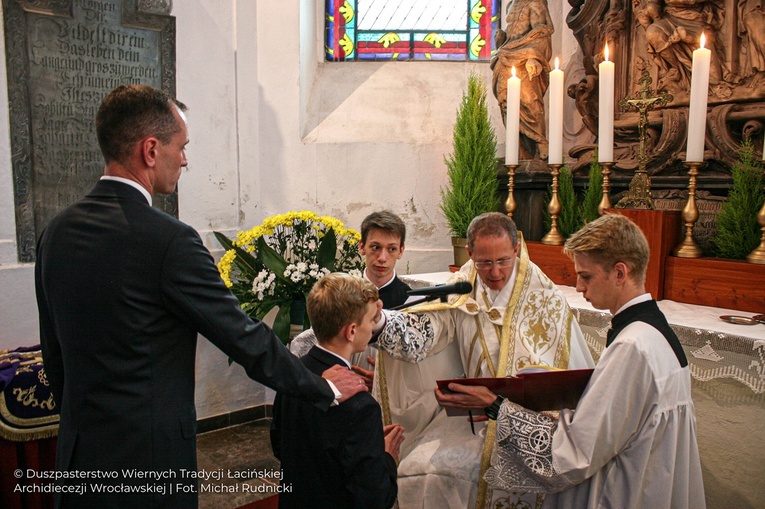Wigilia Zesłania Ducha Świętego w duszpasterstwie tradycyjnym