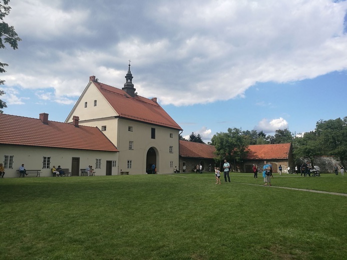 Niedziela Zesłania Ducha Świętego u krakowskich kamedułów