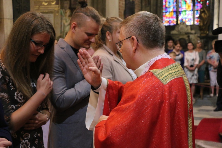 Rozesłanie misyjne wolontariuszy SWM "Młodzi Światu"