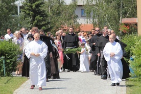 Legnickie prymicje o. Łukasza Mężyka OFMConv