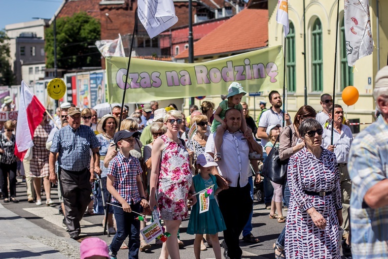 Olsztyn. Marsz dla Życia i Rodziny