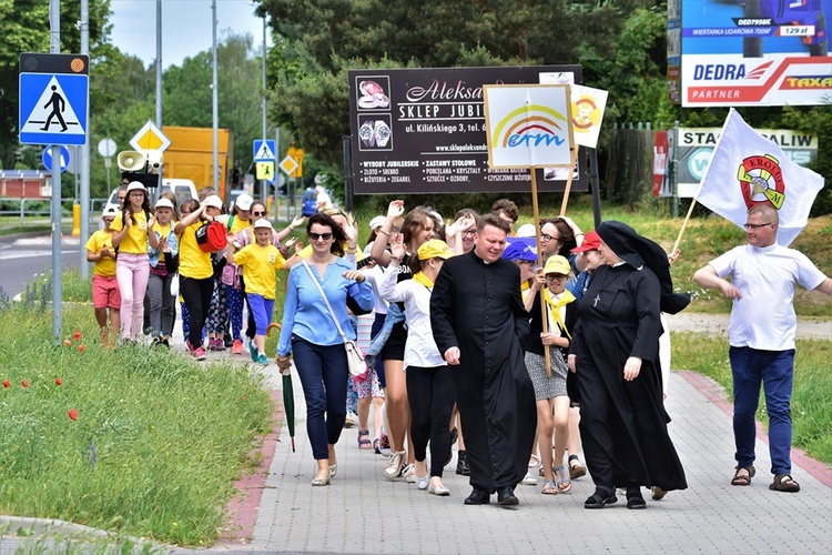 Pielgrzymka Eucharystycznego Ruchu Młodych do Świebodzina