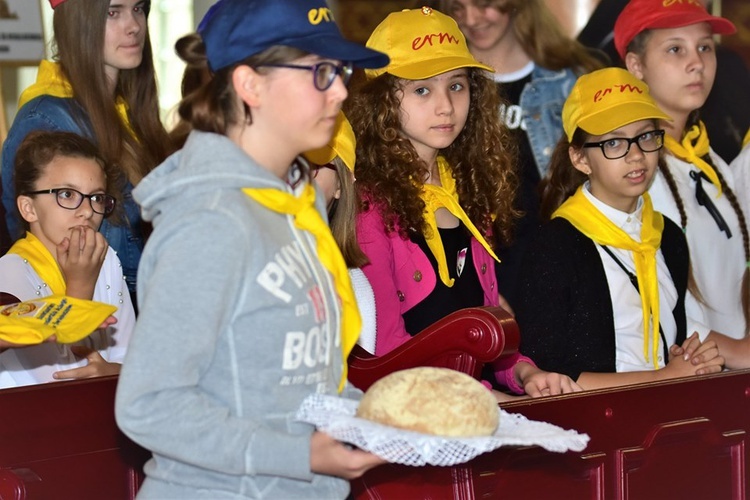 Pielgrzymka Eucharystycznego Ruchu Młodych do Świebodzina