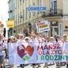 Radosna manifestacja poparcia dla życia i rodziny przeszła przez Oświęcim po raz ósmy...