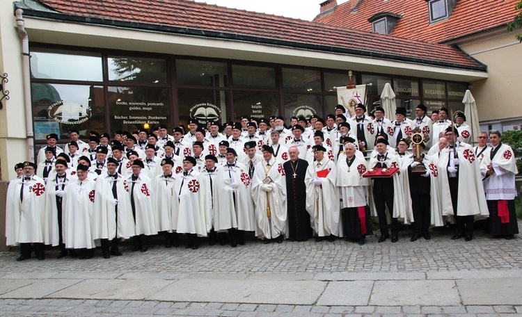 Żołnierze Chrystusa. Inwestytura Rycerzy Świętego Grobu Bożego we Wrocławiu