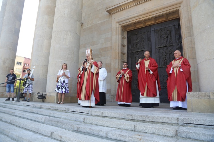 Marsz dla życia i rodziny w Katowicach 