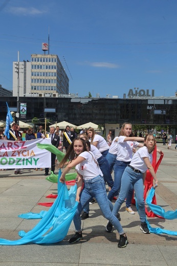 Marsz dla życia i rodziny w Katowicach 