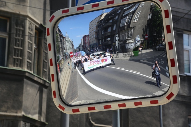 Marsz dla życia i rodziny w Katowicach 