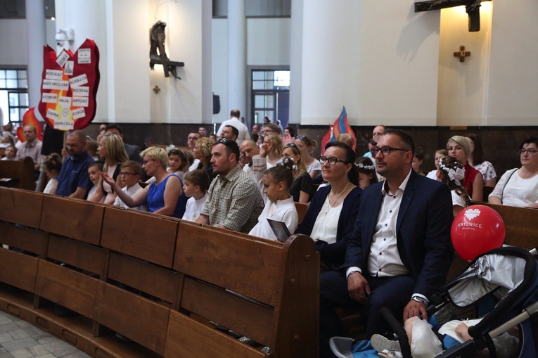 Pielgrzymka dzieci komunijnych do katedry
