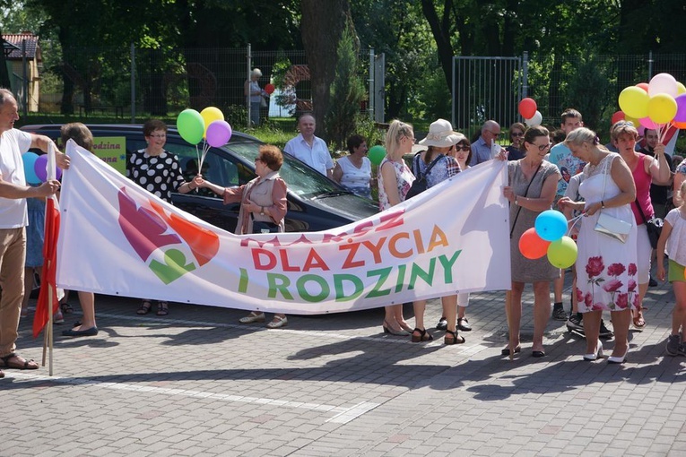 Marsz dla Życia i Rodziny w Dzierżoniowie