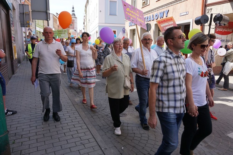 Marsz dla Życia i Rodziny w Dzierżoniowie