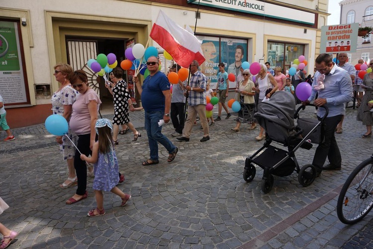 Marsz dla Życia i Rodziny w Dzierżoniowie