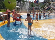 Katowice: uruchomiono kolejny wodny plac zabaw dla dzieci [ZDJĘCIA]