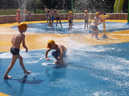 Katowice: Uruchomiono kolejny wodny plac zabaw dla dzieci 