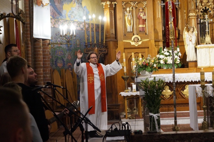 Czuwanie przed Zesłaniem Ducha Świętego w Żyrardowie