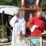 Poświęcenie kapliczki w Albinowie