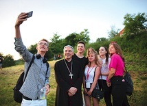 Była okazja do fotki z bp. Krzysztofem Nitkiewiczem. 