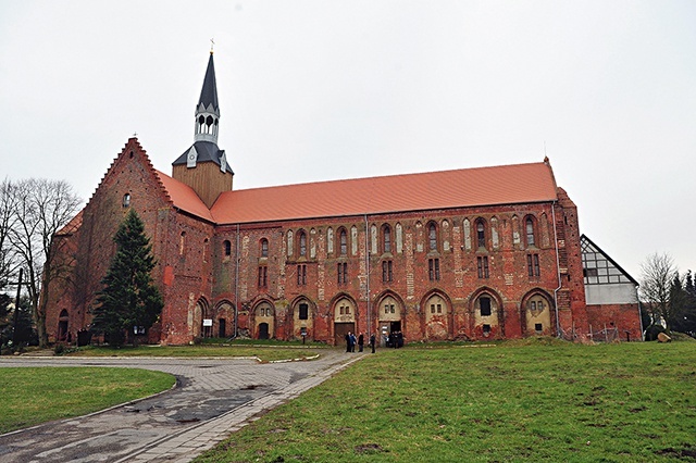 Opactwo cystersów w Kołbaczu