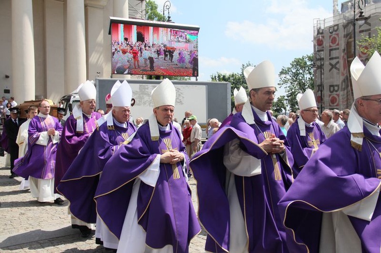 Pogrzeb abp. Bolesława Pylaka