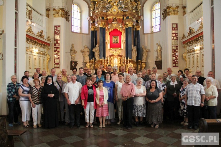 Pielgrzymka zakrystianów i organistów do Rokitna