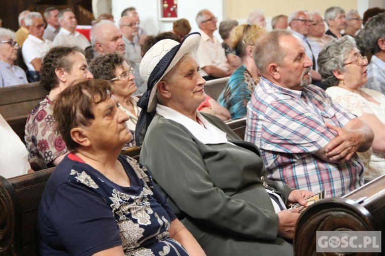 Pielgrzymka zakrystianów i organistów do Rokitna