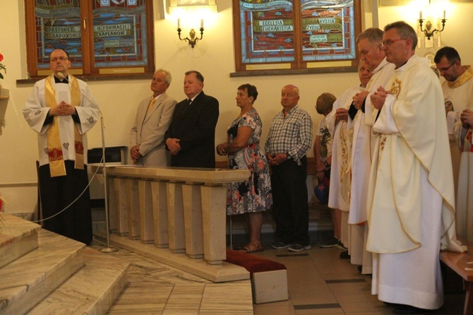 Poświęcenie kościoła Najświętszego Serca Pana Jezusa w Słotwinie