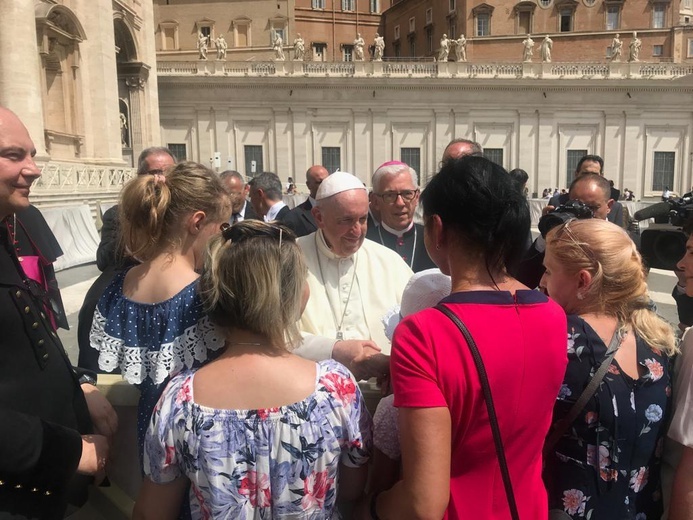 Watykan. Abp Skworc oraz wdowy górnicze spotkali się z papieżem Franciszkiem