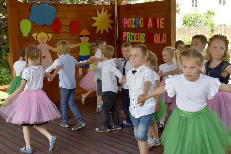 Zakończenie roku szkolnego sześciolatków